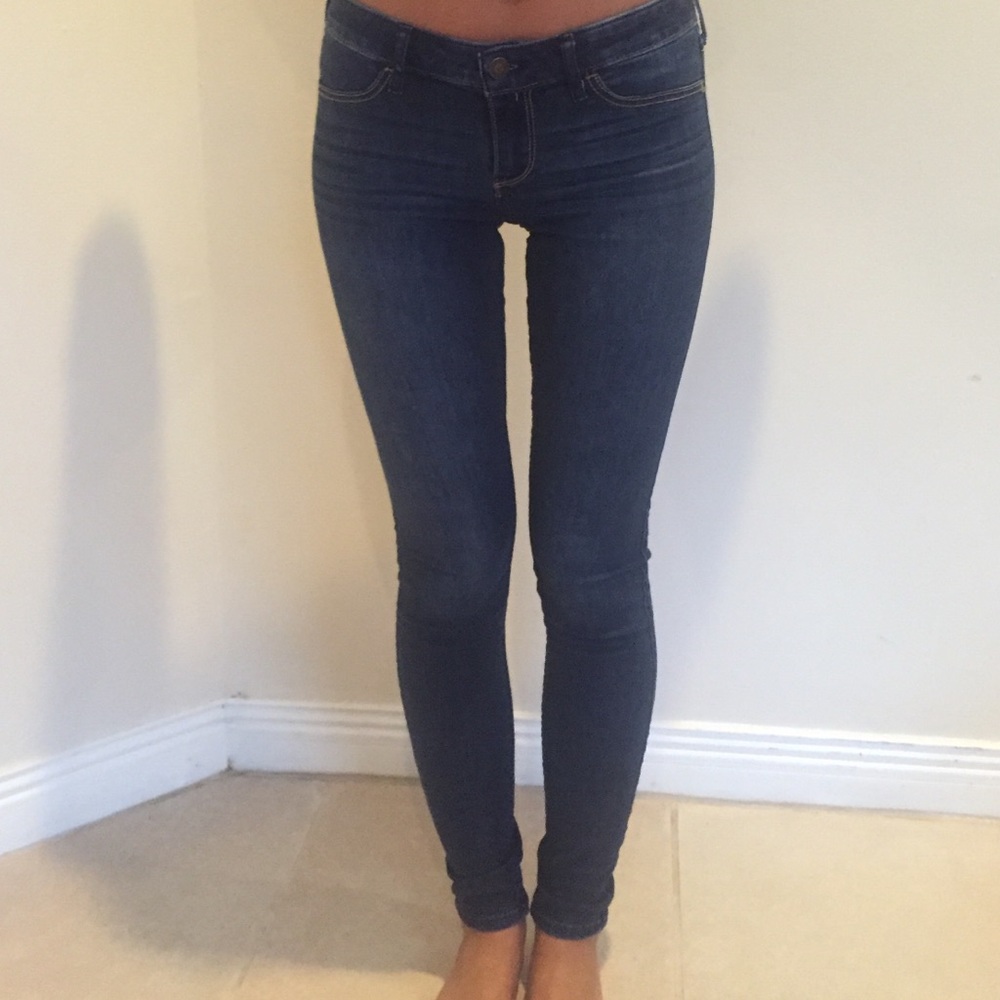 HOLLISTER SIZE 3 JEGGING JEANS